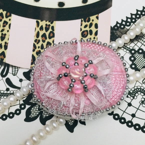 handcraft trinkets/ jewelry box - Picture 3 of 4